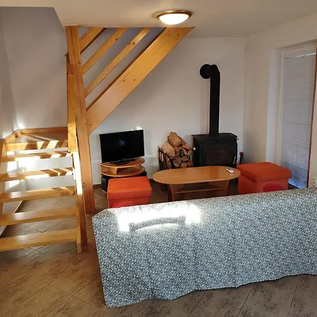 Holiday home Kolodeje-zeleny Dum