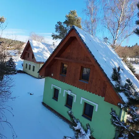 Dom wakacyjny Kolodeje-zeleny Dum Kolodeje nad Luznici