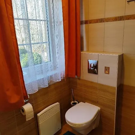 Kolodeje-zeleny Dum Holiday home Kolodeje nad Luznici