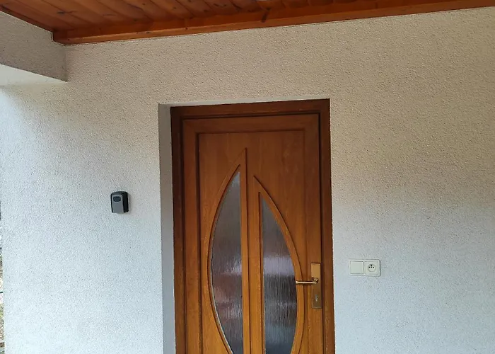Kolodeje-zeleny Dum Dom wakacyjny