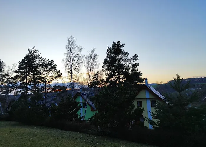 Kolodeje-zeleny Dum Kolodeje nad Luznici